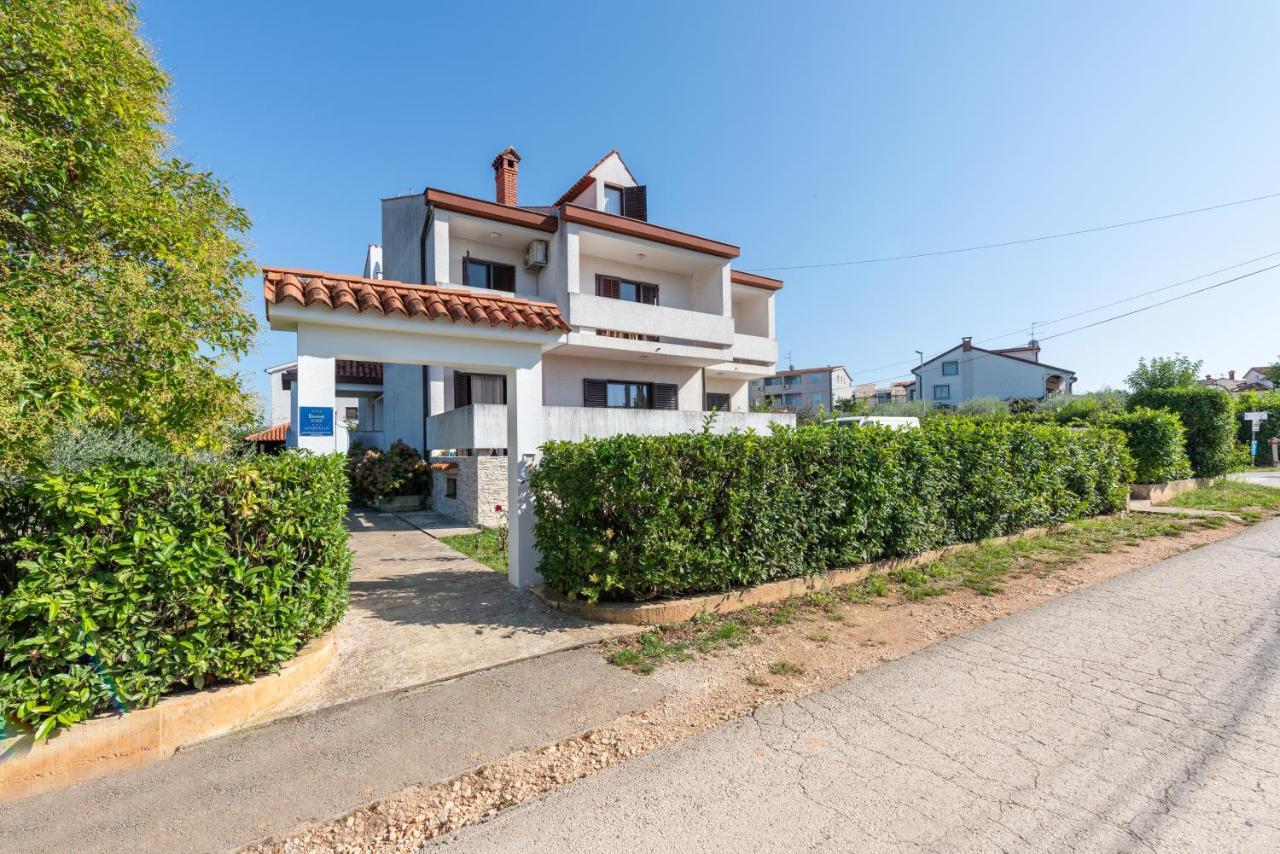 Apartments Villa Falcon Funtana Dış mekan fotoğraf