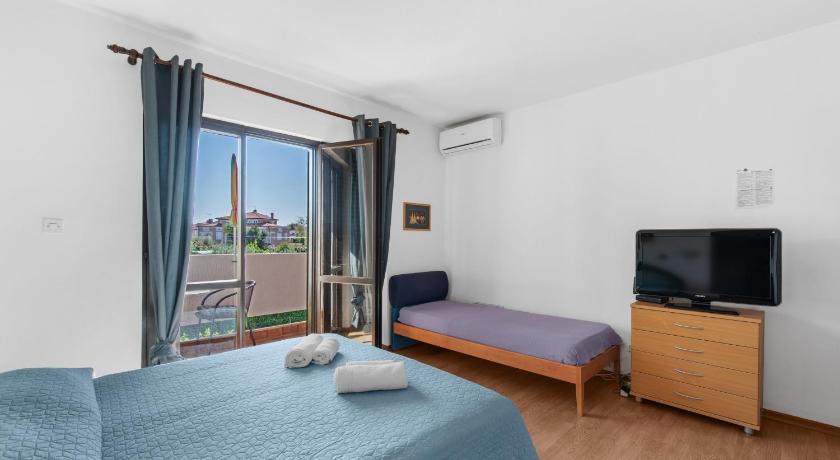 Apartments Villa Falcon Funtana Dış mekan fotoğraf