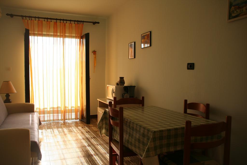Apartments Villa Falcon Funtana Dış mekan fotoğraf