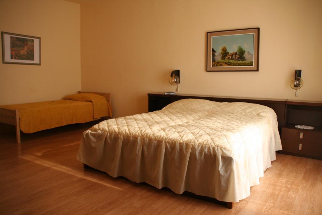 Apartments Villa Falcon Funtana Dış mekan fotoğraf